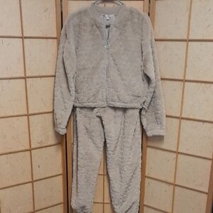 Crave Fame Cozy Beige Textured Jacket and Pants Set size M